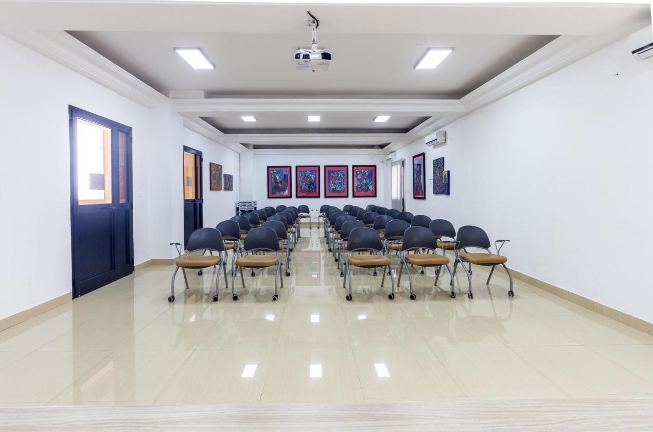 Wakola Hotel Cheikh Anta 다카르 외부 사진