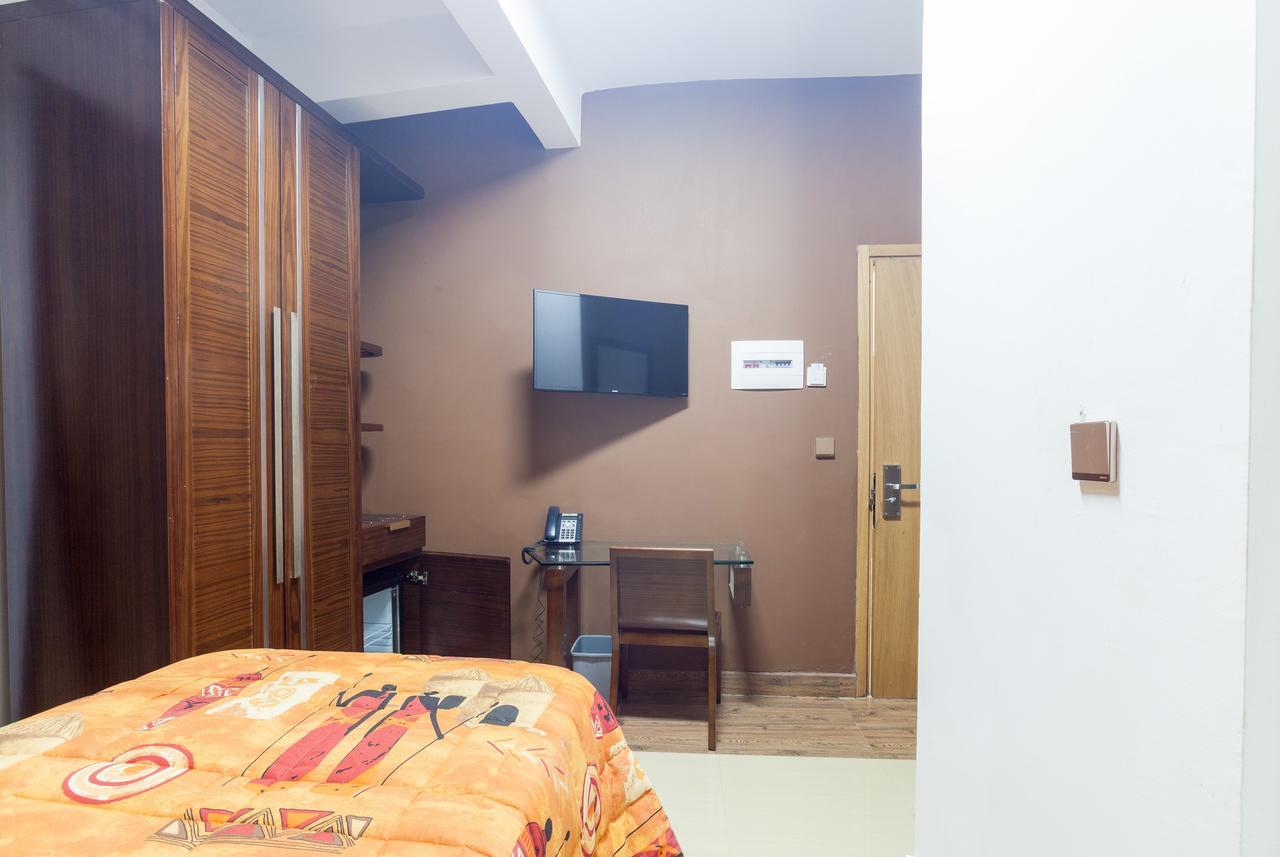 Wakola Hotel Cheikh Anta 다카르 외부 사진